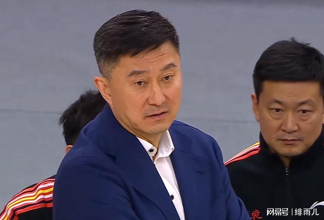 开云体育下载-不再担任广东队主教练？杜锋最新职位曝光，朱芳雨送出祝福！